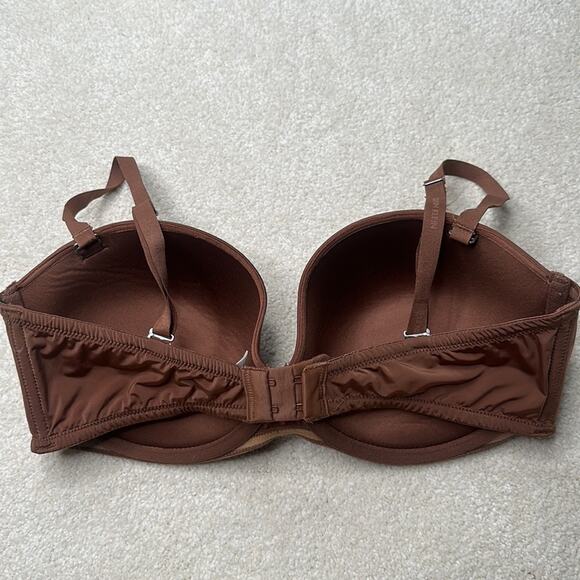Calvin Klein: Strapless Brown Bra - Picture 3 of 6